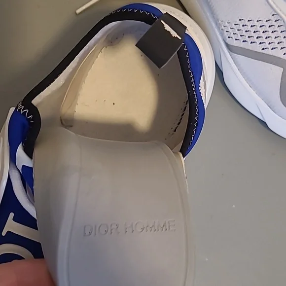 100% Authentic DIOR - Picture 12 of 15